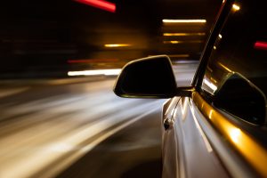 Wo führt schnelles fahren häufig zu Unfällen